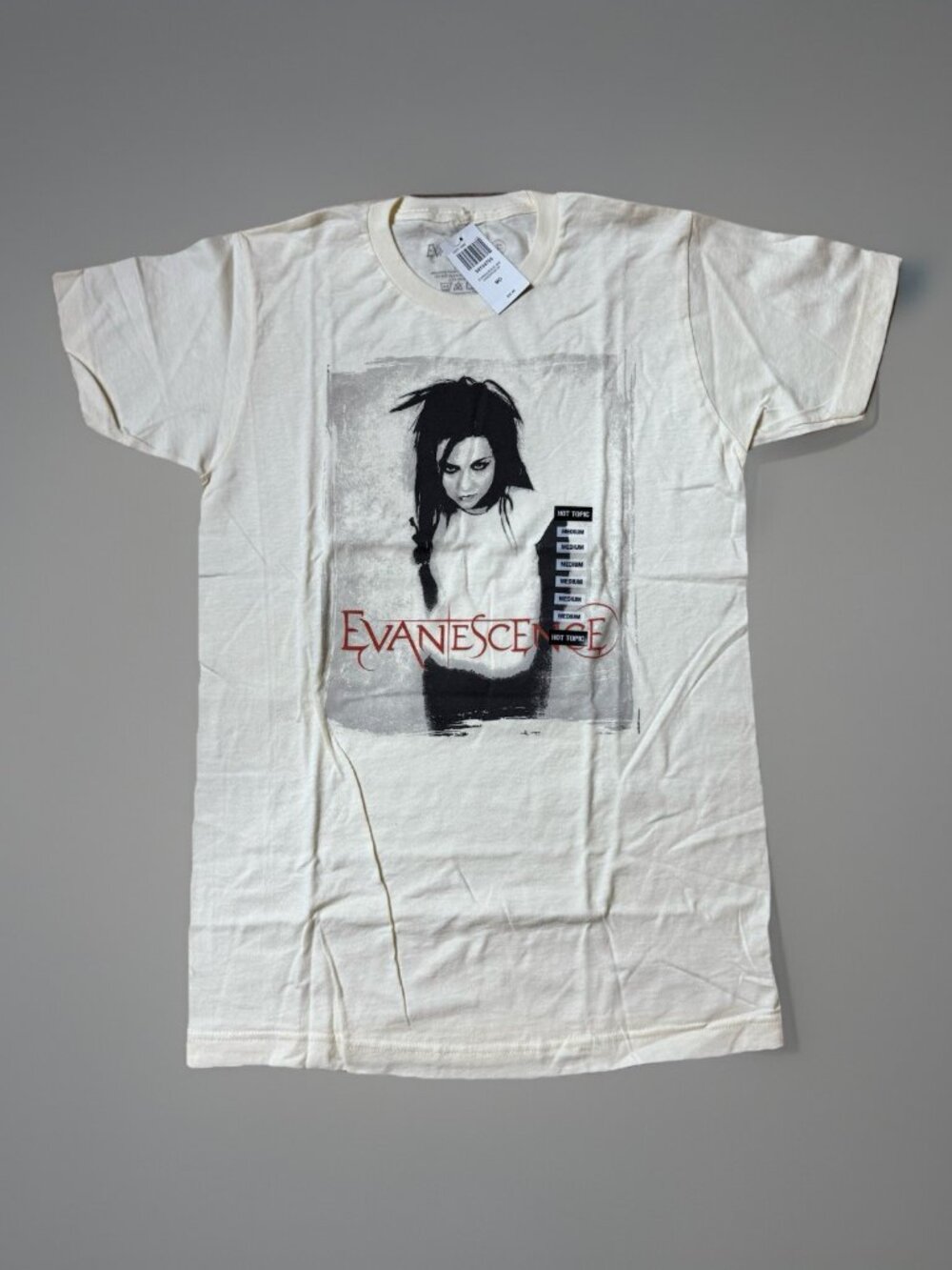 Evanescence Amy Lee Portrait T-Shirt Size MEDIUM New With Tags